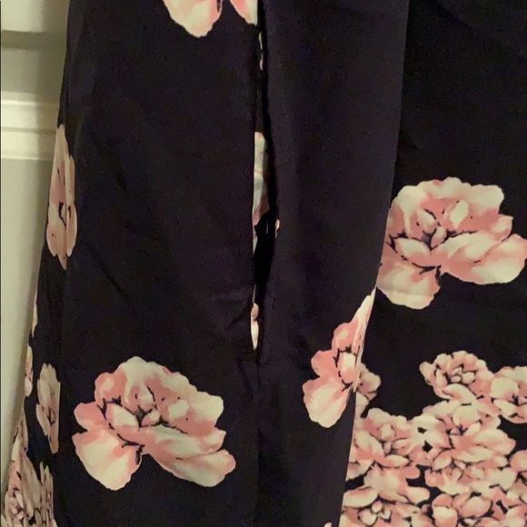 Dress - Picture 5 of 5